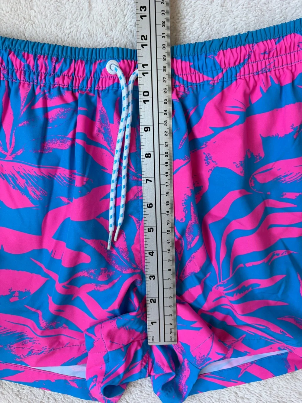 Chubbies Men's The Palm Springers Lined Pink & Blue 4” Swim Shorts Large